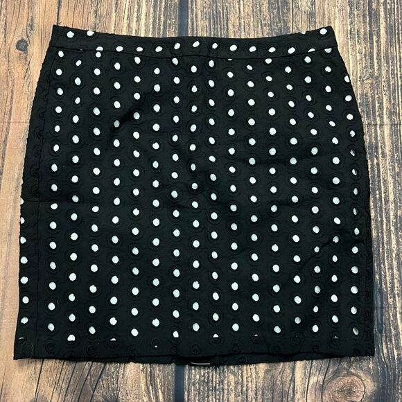 NWT Ann Taylor LOFT Petite Polka Dot A-Line Mini Skirt Black Size‎ 4P - Picture 1 of 4